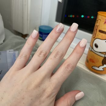Sweet Rainbow Nail & Spa - Pink & glitter acrylic set - Nail Salons Near Me - Stony Brook, New York