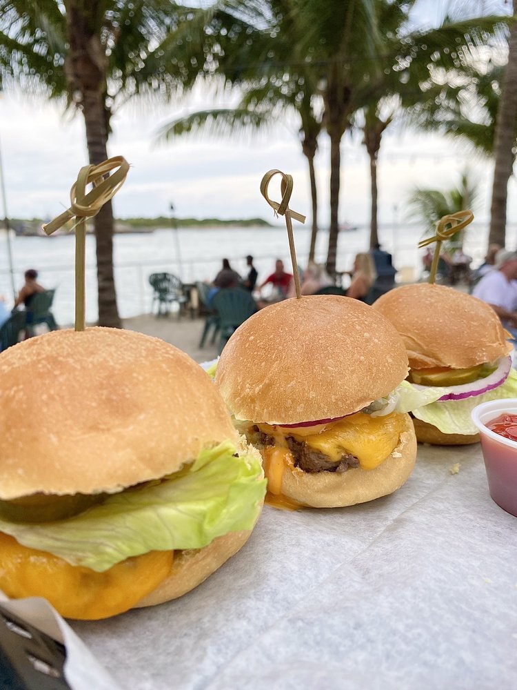 SQUARE GROUPER TIKI BAR Updated November 2024 186 Photos & 196