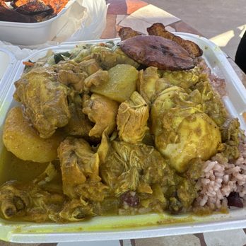 Island Spice - Curry Chicken - Caribbean Near Me - San Diego, California