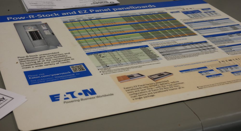 Slide of Wiseway Plumbing Electrical & Lighting Supply