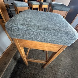 Players Pub and Grill - Comfy Seats