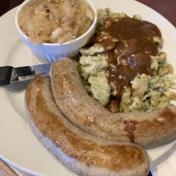 Bratwurst with spatzle