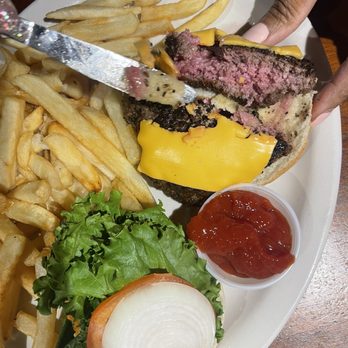 Bakers Keyboard Lounge - Uncooked burger - Jazz & Blues Near Me - Detroit, Michigan