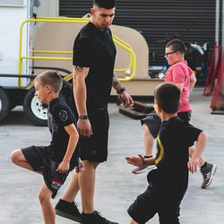 CrossFit Rig Town - 4th Quarter Athletics program for developing and collegiate athletes by Max Savedra
