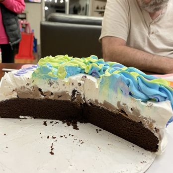 Baskin Robbins - Unicorn cake from Baskin Robbins - Ice Cream & Frozen Yogurt Near Me - Gilroy, California Baskin Robbins - Unicorn cake from Baskin Robbins - Ice Cream & Frozen Yogurt Near Me - Gilroy, California
