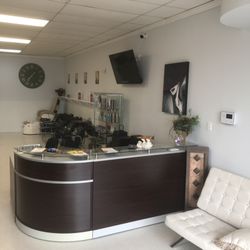 Le Chic Beauty Academy - Our lobby