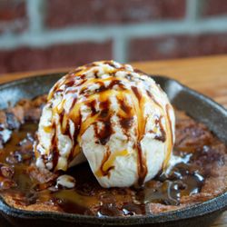 BBQ King Smokehouse and Tavern - Cookie Skillet