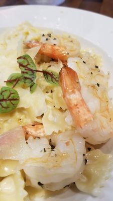 R Wine Bar & Kitchen by null