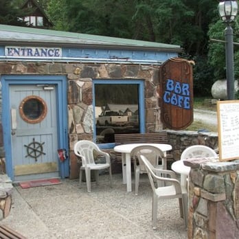 Captain's Table - the entrance to the boat cafe - American Near Me - Sagle, Idaho