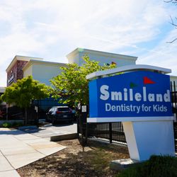 Smileland Dental