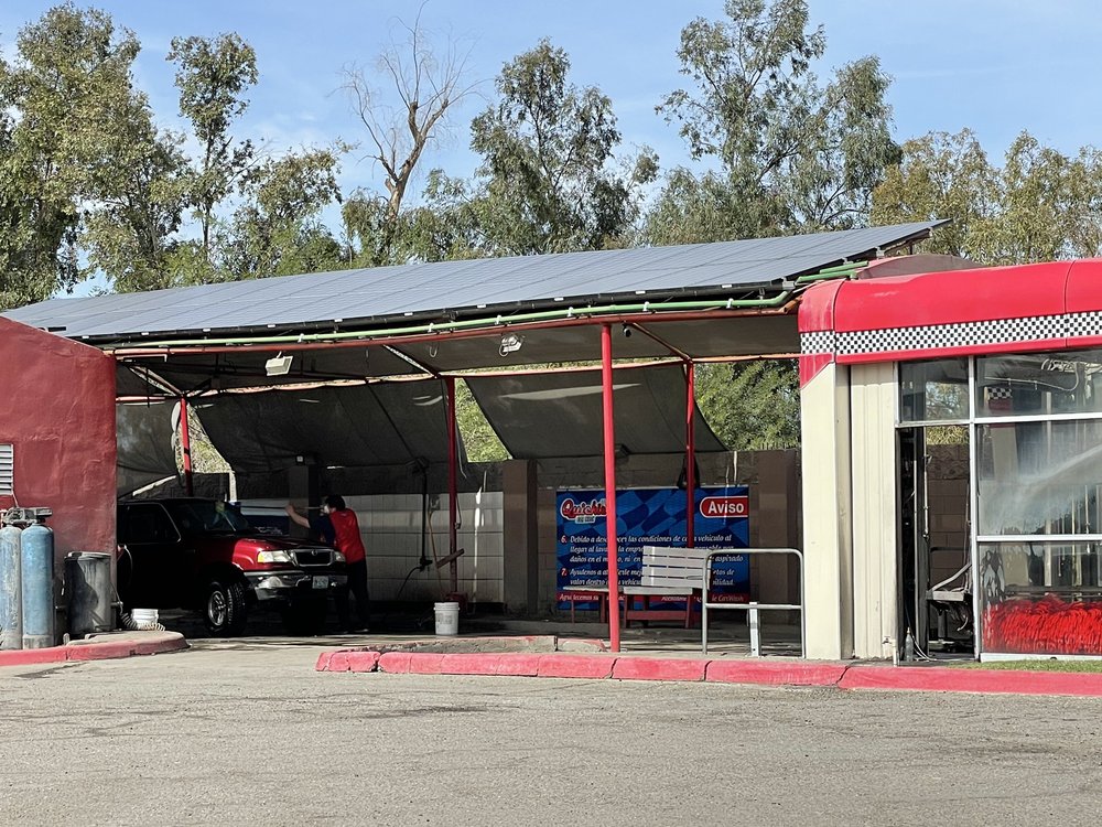 QUICKIE CAR WASH Updated July 2024 11 Photos Calzada Cetys 1523