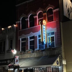 C J Maggie's - CJ MAGGIES