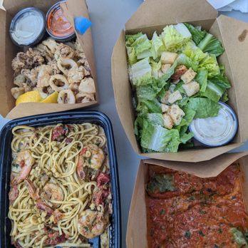 Italian Colors - Calamari, del giorno, caesar salad, green scarves lasagna - Italian Near Me - Oakland, California Italian Colors - Calamari, del giorno, caesar salad, green scarves lasagna - Italian Near Me - Oakland, California
