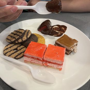 The Luxe Buffet - Buffets Near Me - Ontario, California The Luxe Buffet - Buffets Near Me - Ontario, California
