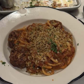 Chez Nick - Spaghettoni - spicy pomodoro, fennel sofrito, 24 day dry-aged beef meatballs $25 - New American Near Me - New York, New York Chez Nick - Spaghettoni - spicy pomodoro, fennel sofrito, 24 day dry-aged beef meatballs $25 - New American Near Me - New York, New York