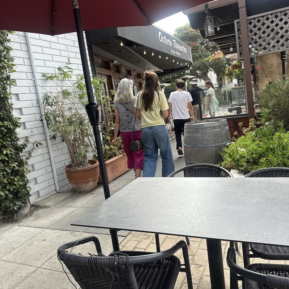 Sushi Mori - Outside patio seating - Sushi Bars Near Me - La Jolla, California