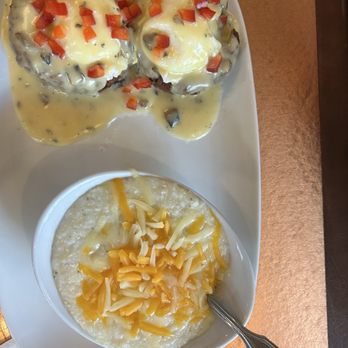 Another Broken Egg Cafe - Hash Brown Benedict and Cheesy Grits - Cafes Near Me - Orange Beach, Alabama Another Broken Egg Cafe - Hash Brown Benedict and Cheesy Grits - Cafes Near Me - Orange Beach, Alabama