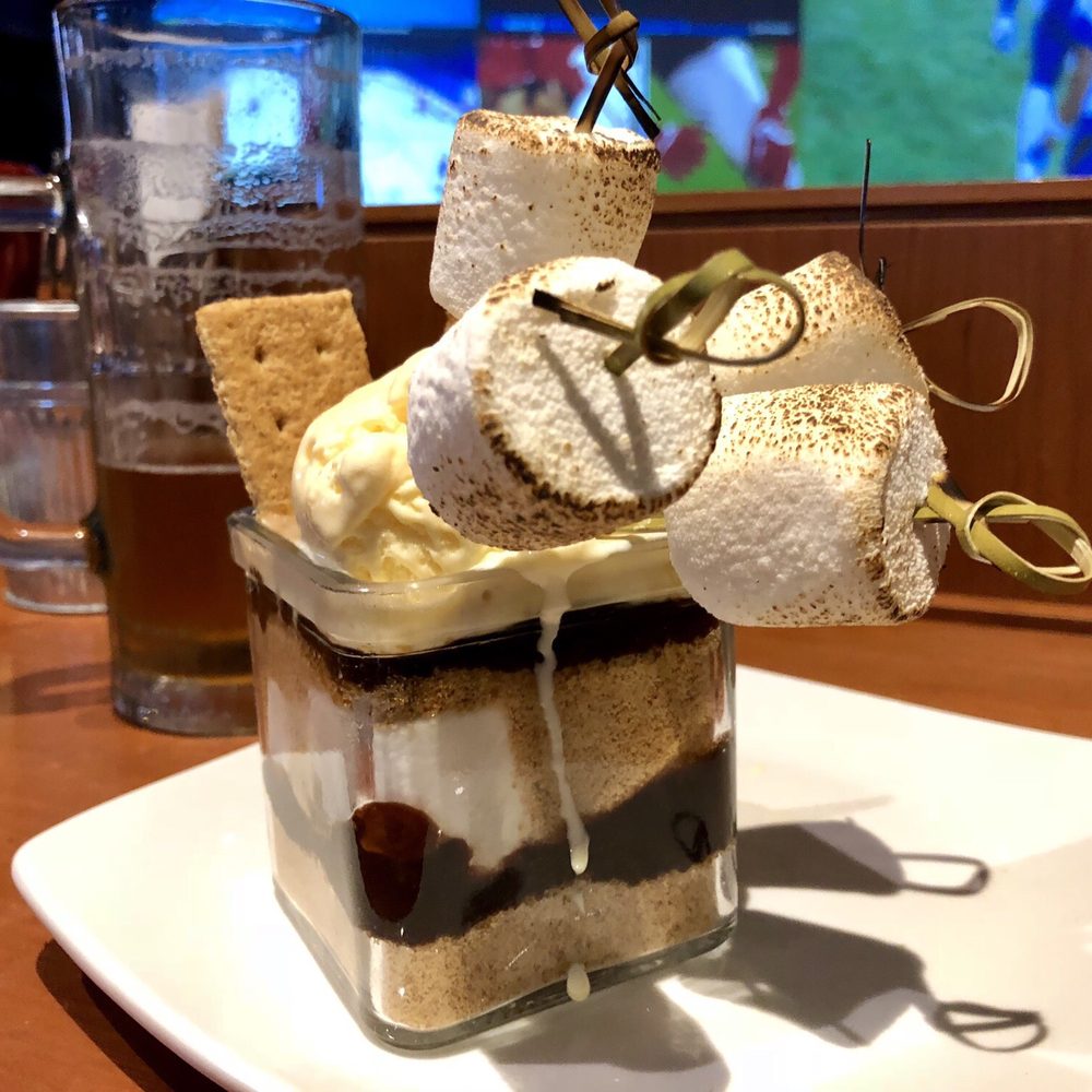 Big Al's - S'Mores Sundae - Big Al's - Sports Bars Near Me - Vancouver, Washington