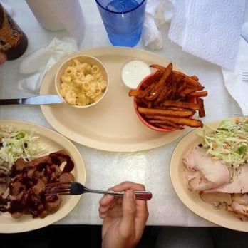 Beach Pit BBQ - mac n cheese best side - Barbeque Near Me - Costa Mesa, California