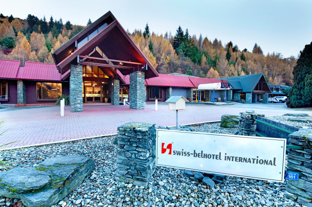 SWISSBELRESORT PEAK, QUEENSTOWN 161 Arthurs Point Rd