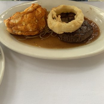 Mary Mahoneys - Surf & Turf Queen - Venues & Event Spaces Near Me - Biloxi, Mississippi