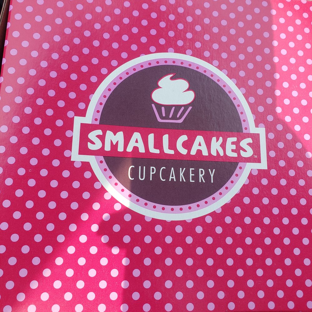Smallcakes Utopia - Box - Cupcakes Near Me - Charlotte, North Carolina Smallcakes Utopia - Box - Cupcakes Near Me - Charlotte, North Carolina