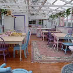 Unicorns & Lollipops Pony Rides - Party House interior