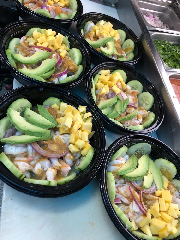 Tacos Y Burritos Los Plebes — Mexican restaurant in Lathrop