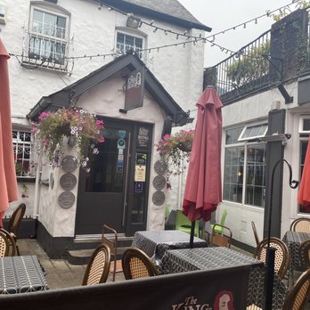 The Kings Head - Pubs Near Me - Galway, G