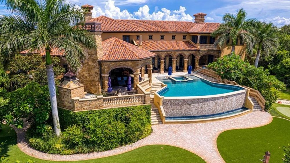 Slide of South Star Roofing