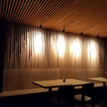 Heyday Bar & Restaurant - Interior - Burgers Near Me - Seattle, Washington