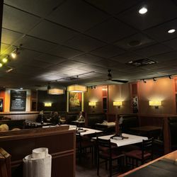 The Hearthstone Bistro - Dining