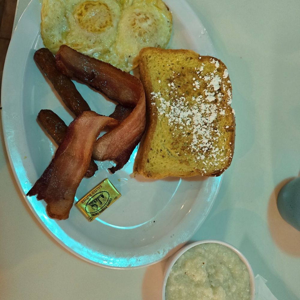 Downtown Diner - Diners Near Me - Celebration, Florida Downtown Diner - Diners Near Me - Celebration, Florida