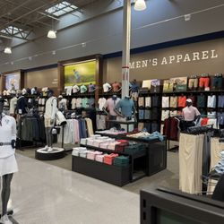 DICK'S Sporting Goods - Men's apparel on golf galaxy side