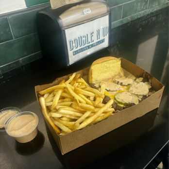 Double N Up - Burgers Near Me - Los Angeles, California Double N Up - Burgers Near Me - Los Angeles, California