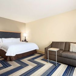 Hampton Inn Kennewick at Southridge - Guest room