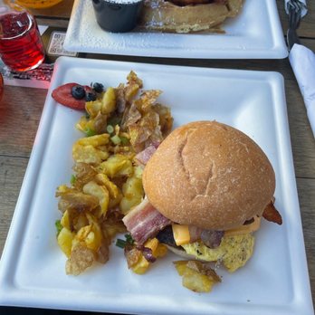 Sunbar Tempe - Brunch - Burger - Music Venues Near Me - Tempe, Arizona Sunbar Tempe - Brunch - Burger - Music Venues Near Me - Tempe, Arizona