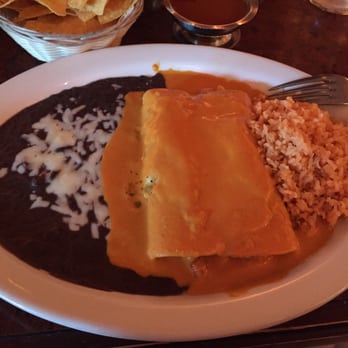 Vive Sol - Enchiladas el guajillo - Mexican Near Me - Mountain View, California Vive Sol - Enchiladas el guajillo - Mexican Near Me - Mountain View, California