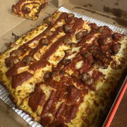 Hungry Howie's Pizza & Subs - Detroit style 1 top pizza