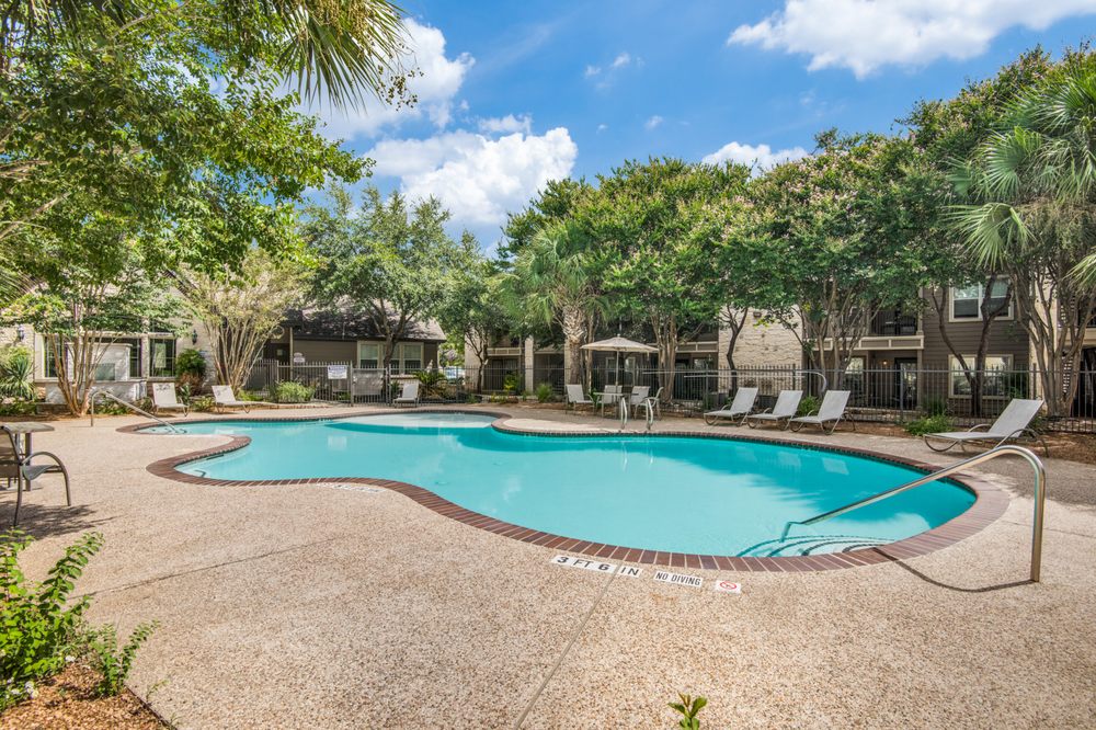 CARRINGTON PLACE 22 Photos 825 Johns Rd, Boerne, Texas Apartments