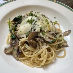 The Gables - Mushroom pasta.