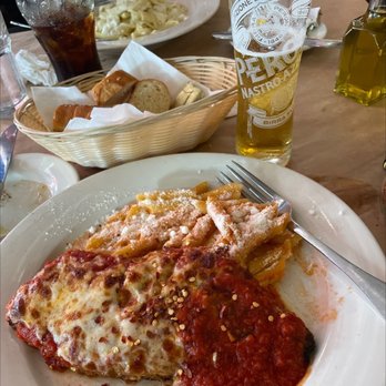 Grotta Azzurra - Chicken Parmigiana & Penne Alla Vodka - Italian Near Me - New York, New York