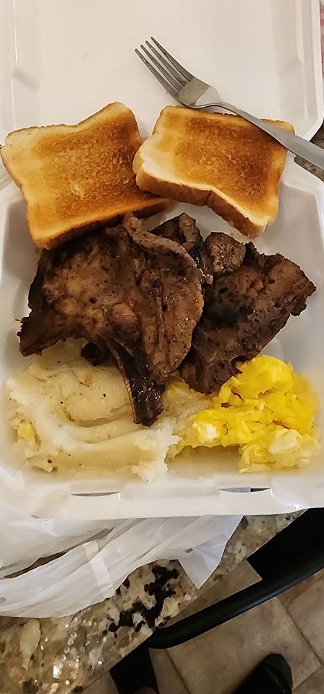 Food from Greg's Breakfast Bar