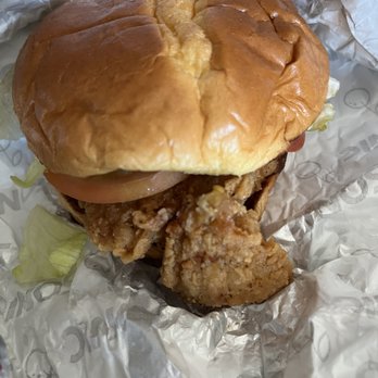 Sonic Drive-In - Classic crispy chicken sandwich. - Ice Cream & Frozen Yogurt Near Me - Santa Rosa, California Sonic Drive-In - Classic crispy chicken sandwich. - Ice Cream & Frozen Yogurt Near Me - Santa Rosa, California