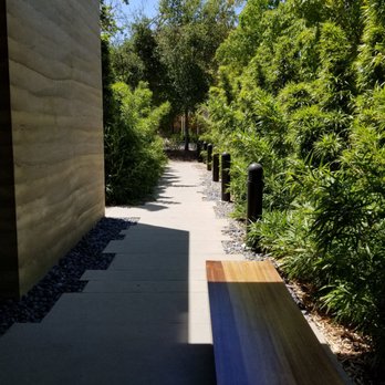 Windhover - Walkway to the entrance - Meditation Centers Near Me - Stanford, California