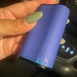 Smokers Goods - Defective vape, light wouldn't even turn on.