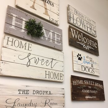 Rustic Charm - Paint & Sip Near Me - Woodbury, Connecticut Rustic Charm - Paint & Sip Near Me - Woodbury, Connecticut