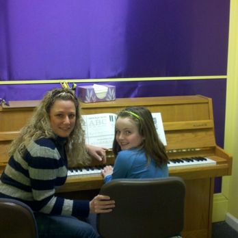 Piano Studio - Piano Lesson with Diane - Musical Instruments & Teachers Near Me - Greenlawn, New York Piano Studio - Piano Lesson with Diane - Musical Instruments & Teachers Near Me - Greenlawn, New York