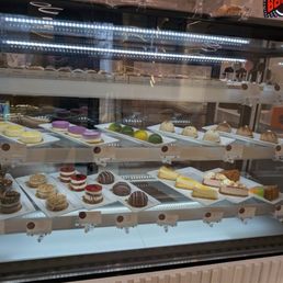 Desserts case Desserts case