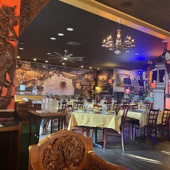 Elephant Thai Cuisine - Inside - Thai Near Me - Vallejo, California Elephant Thai Cuisine - Inside - Thai Near Me - Vallejo, California